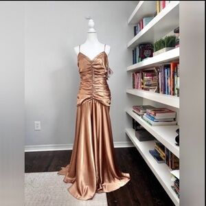 Jessica McClintock Gold Ruched Gown NWT Formal Evening Dress size 12
